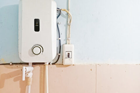 Tankless water heater vs Tank water heater